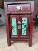 Vintage Aziatisch kastje met handbeschilderde panelen, Ophalen, Minder dan 50 cm, Gebruikt, Minder dan 25 cm