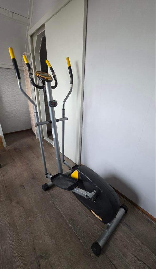 Crosstrainer met 8 weerstanden, Ophalen, Gebruikt, Crosstrainer