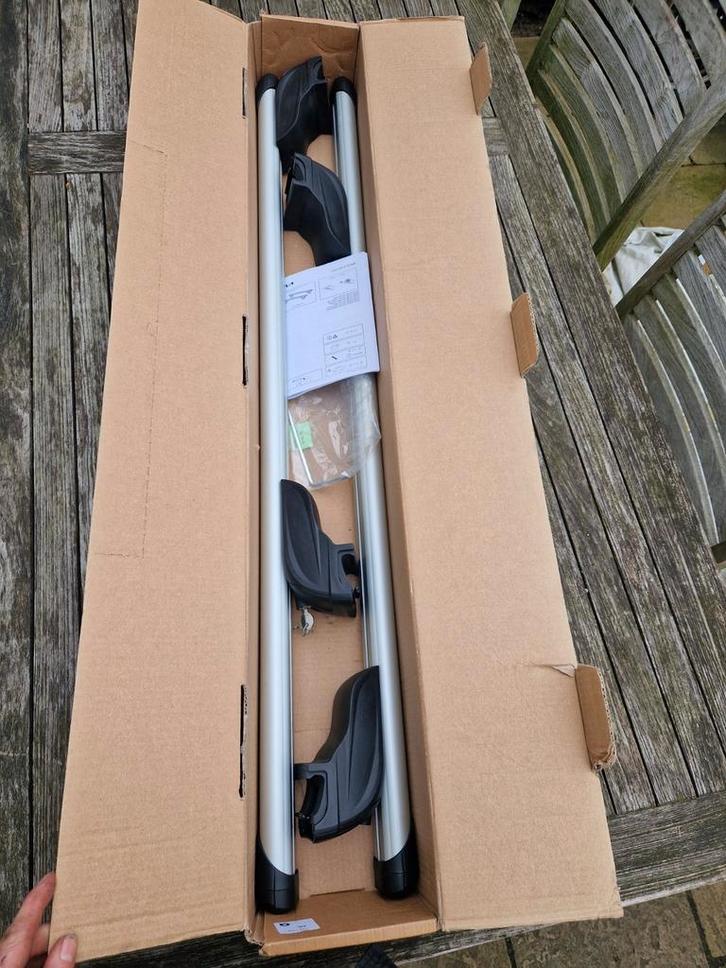 Dakdragers Kia Ceed SW en XCeed originele aluminium dragers, Auto diversen, Dakdragers, Zo goed als nieuw, Ophalen