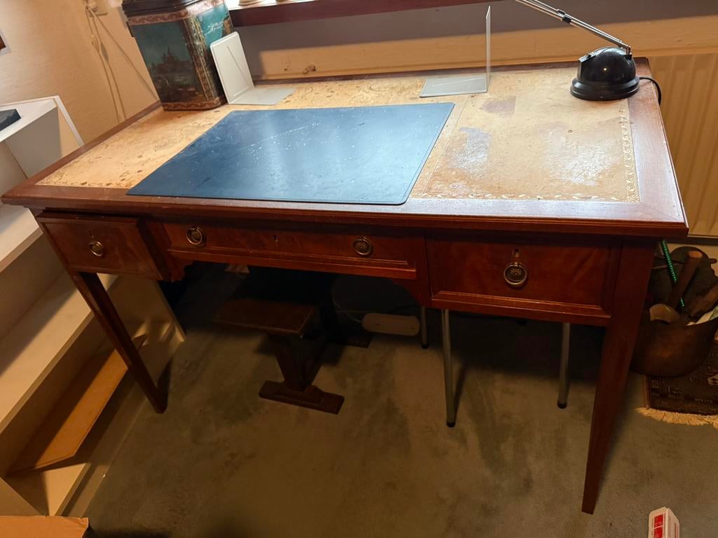 Antiek bureau, Antiek en Kunst, Antiek | Meubels | Tafels, Ophalen