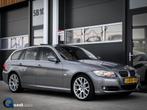 BMW 3-serie Touring 325i High Executive | PANO | TREKHAAK |, Auto's, BMW, 745 kg, Achterwielaandrijving, Gebruikt, Bluetooth