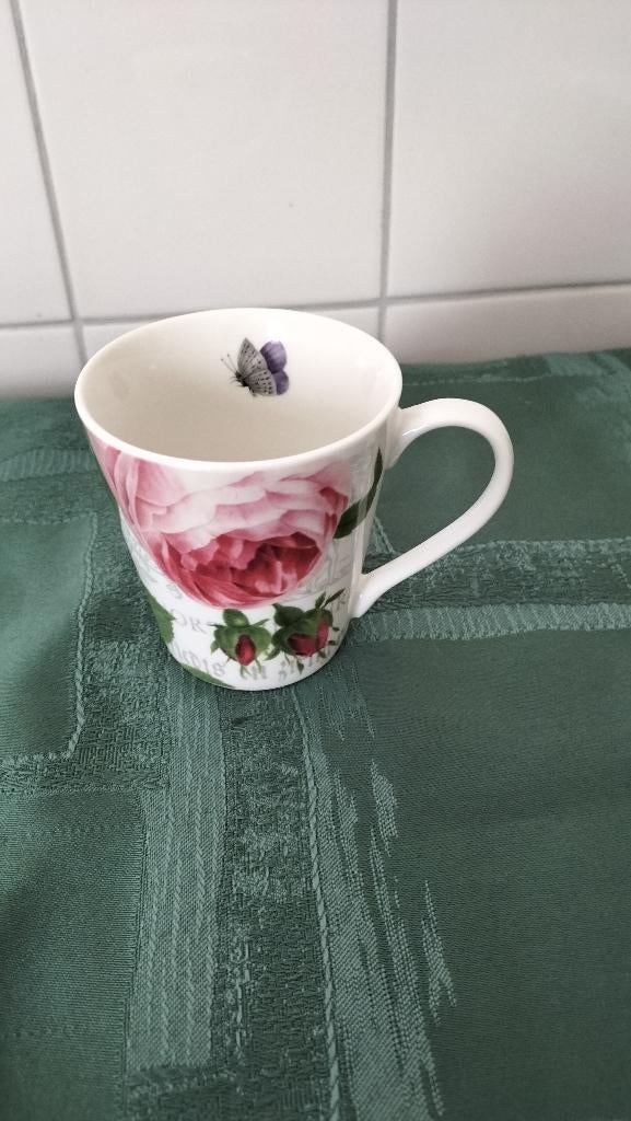 2 mokjes Pimpernel  Nr 8451 RHS Roses en 5543 antique roses, Huis en Inrichting, Keuken | Servies, Nieuw, Ophalen of Verzenden