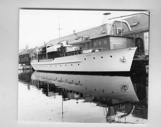 scheepvaart-foto-DEN HELDER-piet hein, Ophalen of Verzenden, Zo goed als nieuw, Motorboot, Boek of Tijdschrift