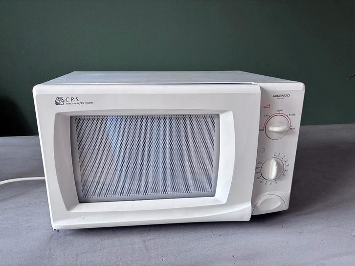 Daewoo Magnetron KOR-6305 - Eenvoudig en Functioneel, Ophalen, Gebruikt, Magnetron, Draaiplateau