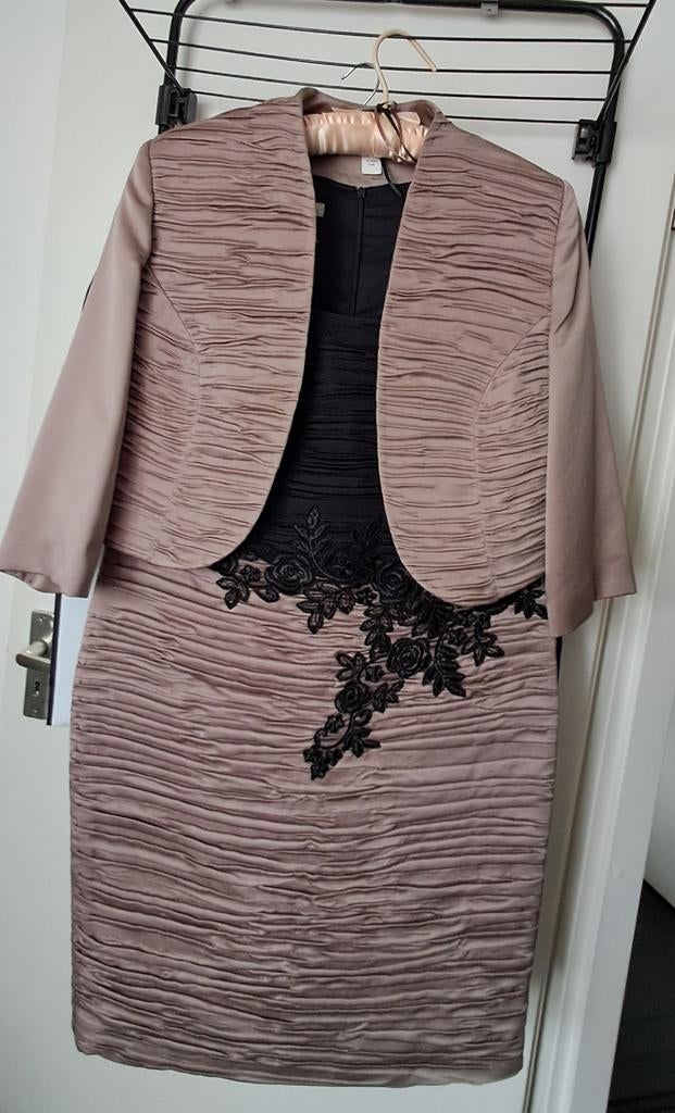 Mooie crème/zwarte feest/galajurk - Maat 42, Galajurk, Zwart, Maat 42/44 (L), Ophalen of Verzenden