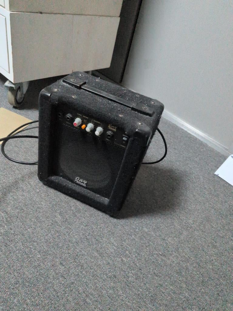 Versterker voor elektrische gitaar, Ophalen, Minder dan 50 watt