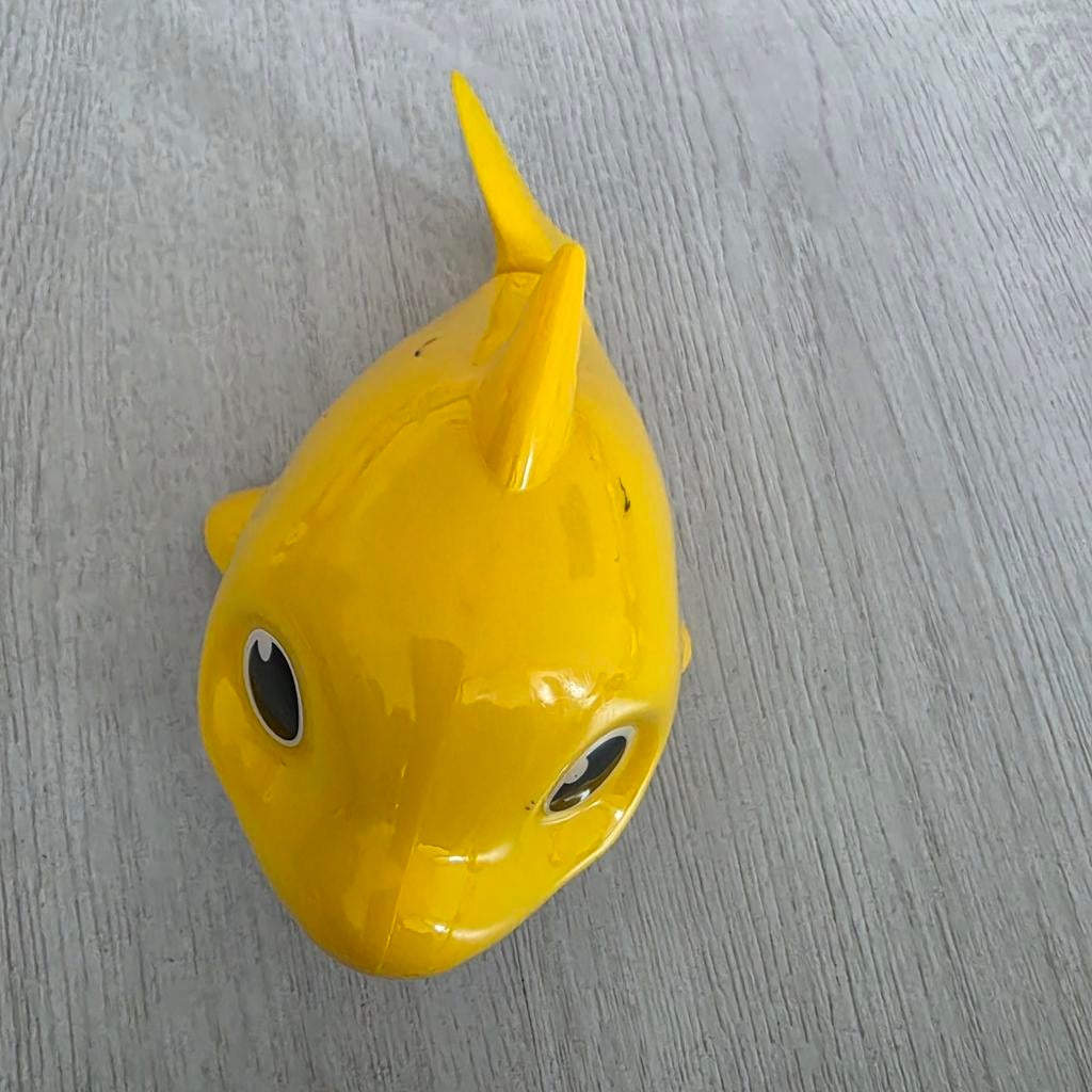 Bewegende baby shark in water, Ophalen of Verzenden, Steen, Aardewerk of Keramiek, Dier