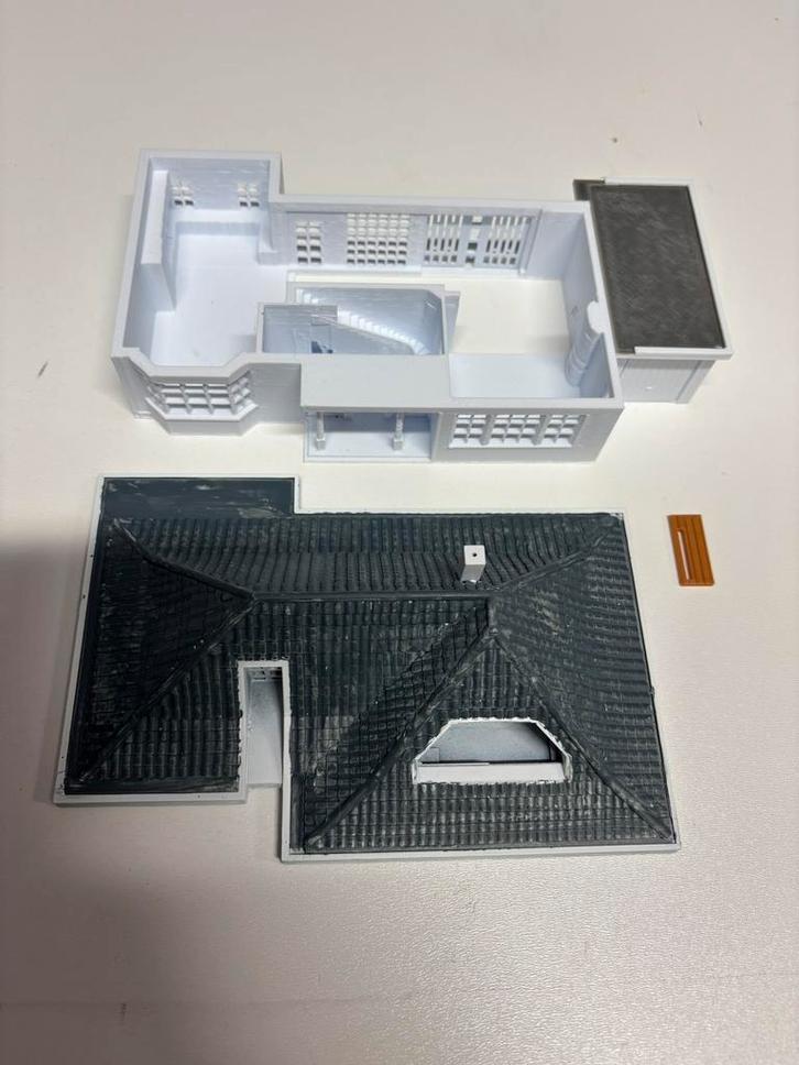 Flodder huis.  H0, Hobby en Vrije tijd, Modeltreinen | H0, Zo goed als nieuw, Brug, Tunnel of Gebouw, Gelijkstroom of Wisselstroom