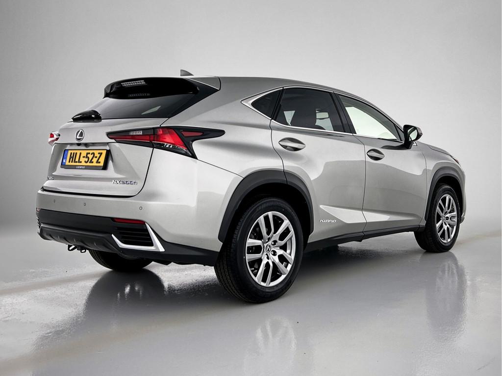 Lexus NX 300h AWD Luxury Edition Limited | Panoramadak | Tre, Auto's, Lexus, 12 maanden, Gebruikt, 1760 kg, Leder