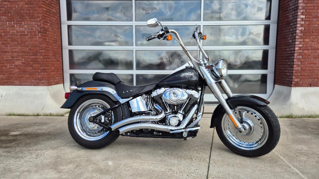 Fat Boy FLSTF 2009 | 9.200 km | Dealer onderhouden, 2 cilinders, Occasion, Chopper, Particulier