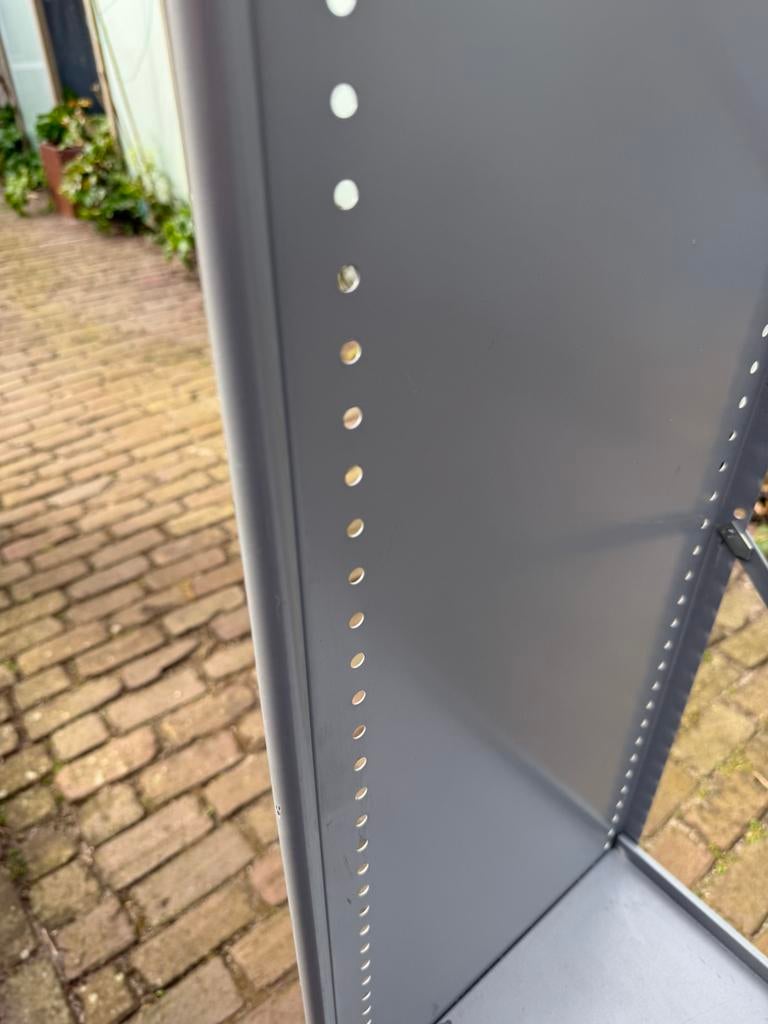 Friso Kramer stellingkast. Ahrend de Cirkel. Stabilux, Ophalen of Verzenden, Zo goed als nieuw