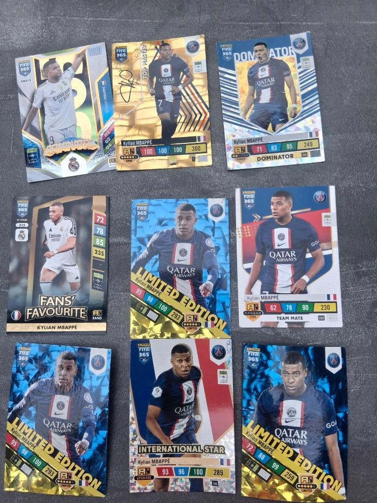 Verschillende Mbappe voetbalkaarten (met handtekening), Ophalen of Verzenden, Zo goed als nieuw, Buitenlandse clubs, Poster, Plaatje of Sticker