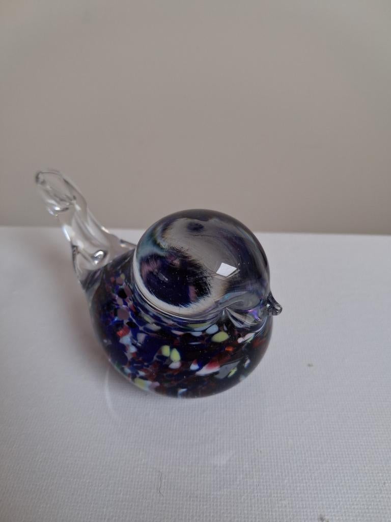 Glazen vogeltje met kleurrijke spikkels, Antiek en Kunst, Antiek | Glas en Kristal, Ophalen of Verzenden