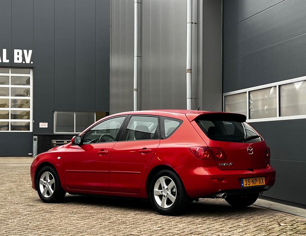 Mazda 3 Sport 1.6 Touring bj.2004 Airco|Trekh|Apk 1-2027., Auto's, Mazda, Voorwielaandrijving, 1160 kg, Stof, Gebruikt