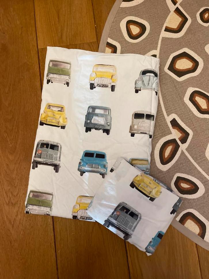 Studio Ditte Dekbedovertrek Peuterbed Auto's 120x150, Kinderen en Baby's, Kinderkamer | Beddengoed, Gebruikt, Dekbedovertrek, Wit