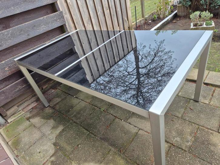 Tuintafel met glazen blad, Tuin en Terras, Tuintafels, Ophalen