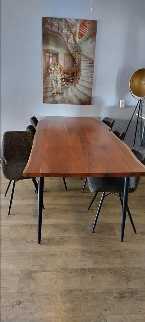 Eethoek met houten tafel en zes stoelen, Huis en Inrichting, Tafels | Eettafels, Ophalen