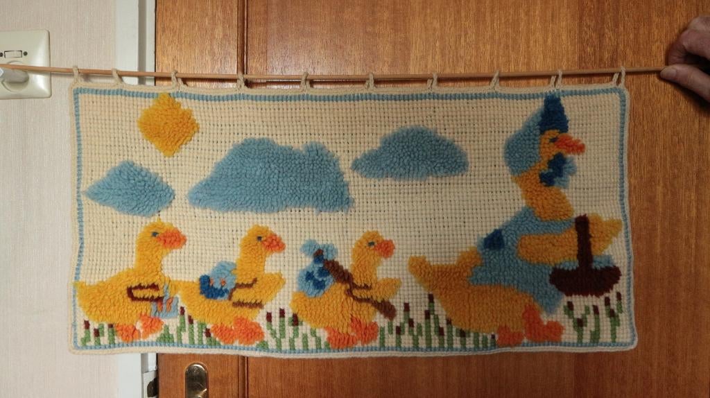 Smyrna vintage kinder wandkleed borduren eendjes, Huis en Inrichting, Vintage, Verzenden, Zo goed als nieuw, Wandkleed