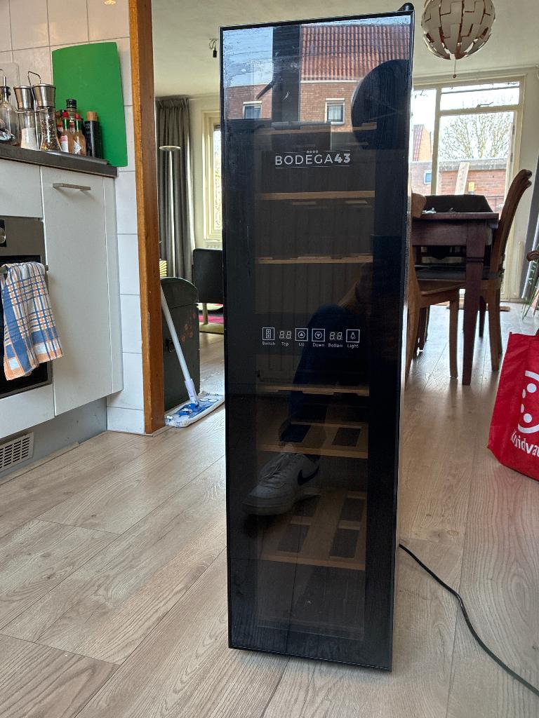 Wijnklimaatkast Bodega 43 B4318, Witgoed en Apparatuur, Koelkasten en IJskasten, Minder dan 75 liter, 45 tot 60 cm, Ophalen, 85 tot 120 cm