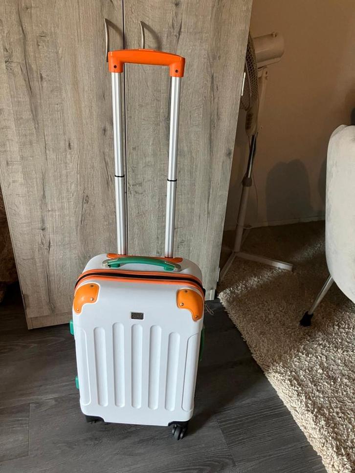 Koffer Postcodeloterij - Handbagage, Sieraden, Tassen en Uiterlijk, Koffers, Zo goed als nieuw, Hard kunststof, 50 tot 60 cm, Uitschuifbare handgreep