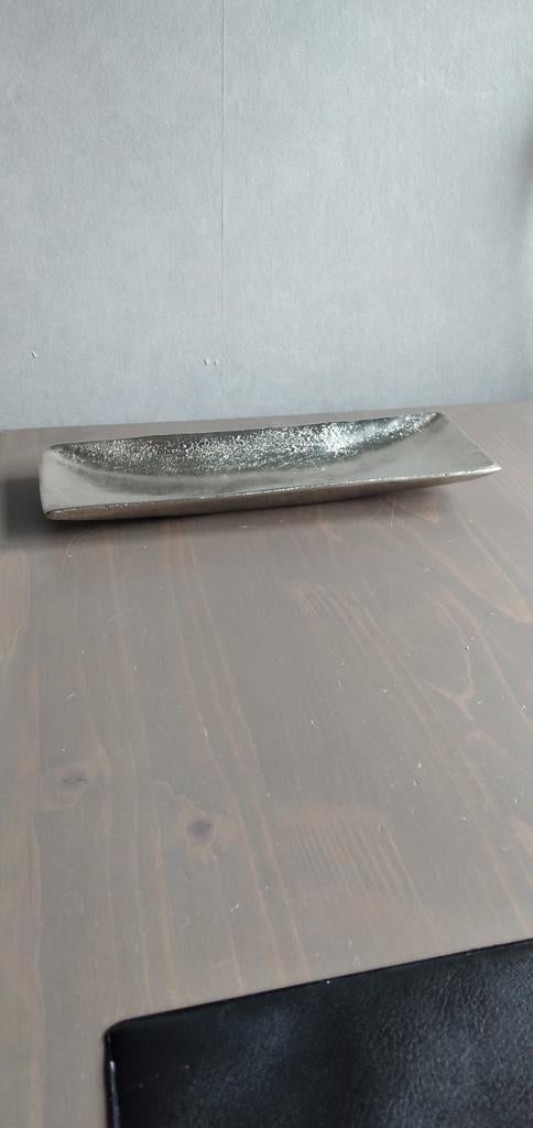 Zilverkleurige decoratieve of serveerschaal, Huis en Inrichting, Woonaccessoires | Schalen en Manden, Overige materialen, Gebruikt