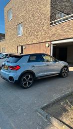 Audi A1 City Carver CAMERA CARPLAY NAVI LANE ASSIST CC SLINE, Auto's, Stof, 116 pk, Parkeerassistent, Particulier