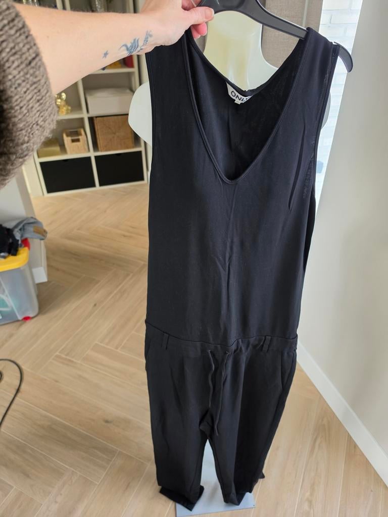 Super jumpsuit only maat xl tall collectie zwart met taille, Kleding | Dames, Jumpsuits, Only, Zwart, Maat 46/48 (XL) of groter