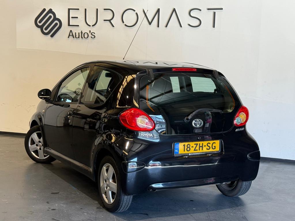 Toyota Aygo Gereserveerd!, Voorwielaandrijving, Stof, Gebruikt, Elektrische ramen