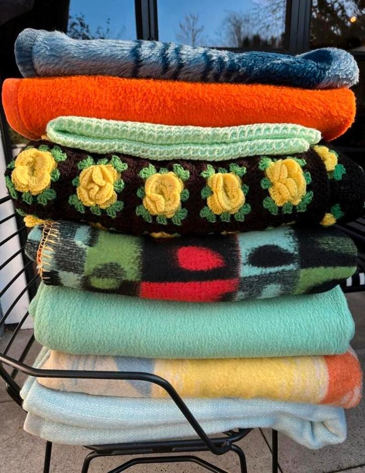 Deken Sprei Kinderdeken Wol Wollen Dralon Vintage AaBe Midas, Huis en Inrichting, Woonaccessoires | Plaids en Woondekens, Gebruikt