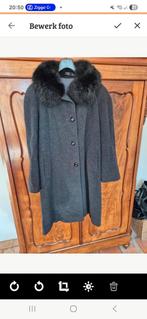 Prachtige antraciet grijze wollen mantel met fake fur bontkr, Ophalen of Verzenden, Zo goed als nieuw, Maat 42/44 (L), Grijs
