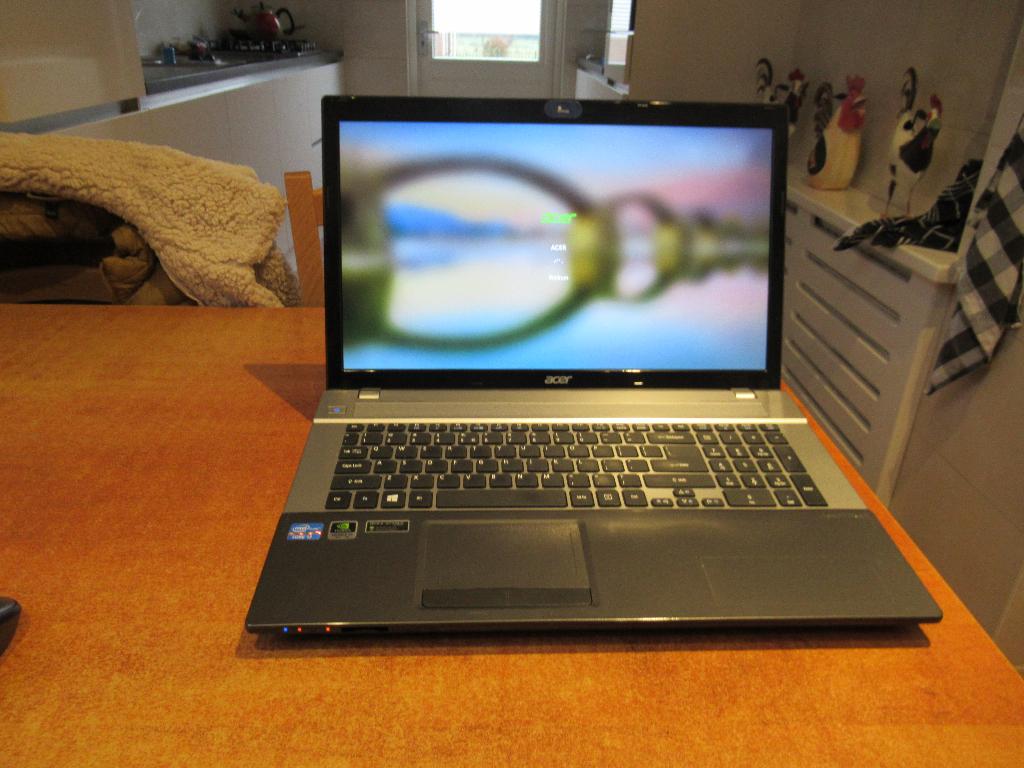 acer aspire v3 771  i7, Computers en Software, Windows Laptops, Gebruikt, Met videokaart, 2 tot 3 Ghz, Qwerty