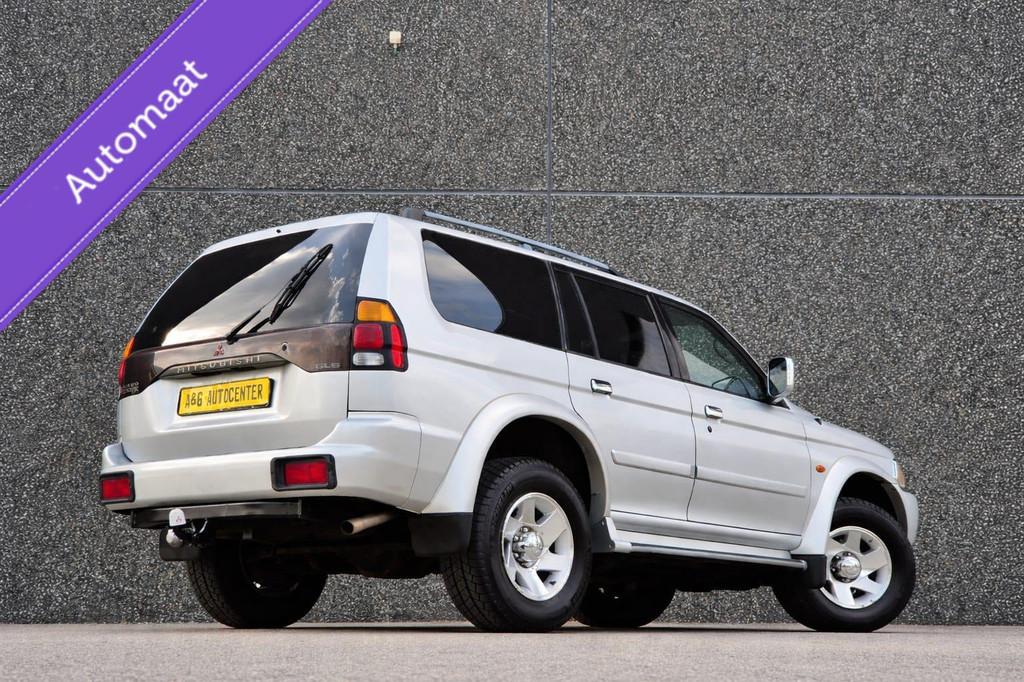 Mitsubishi Pajero Sport 3.0 V6/1e Eig/Airco/Cruise/Dak/170PK, Automaat, Gebruikt, Leder, 1805 kg