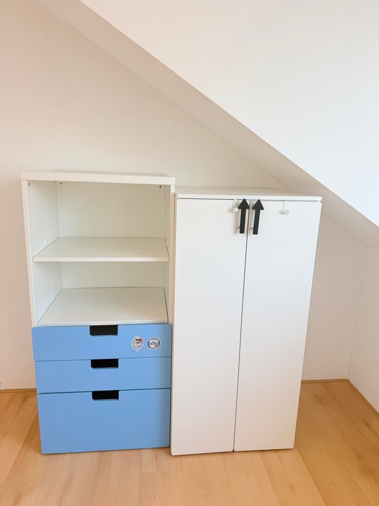 Kinderkamer ikea kast bed inboedel, Huis en Inrichting, Kasten | Roldeurkasten en Archiefkasten, Ophalen of Verzenden, Zo goed als nieuw