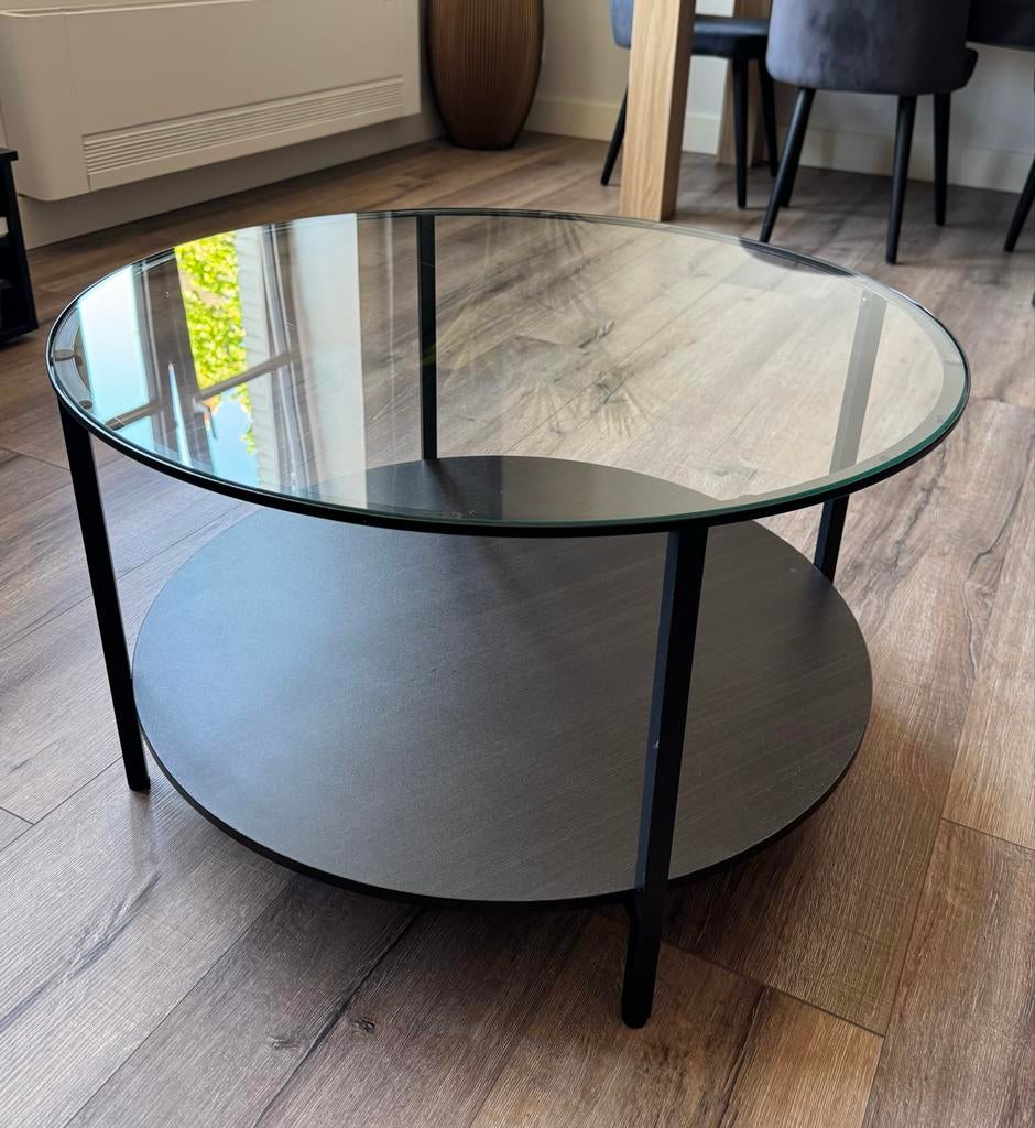 Moderne ronde salontafel met glazen blad en opbergplank, Rond, Minder dan 50 cm, 50 tot 100 cm, Ophalen of Verzenden