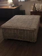 Stijlvolle rieten salontafel, Huis en Inrichting, Tafels | Salontafels, Ophalen, Overige materialen, Gebruikt, 100 tot 150 cm