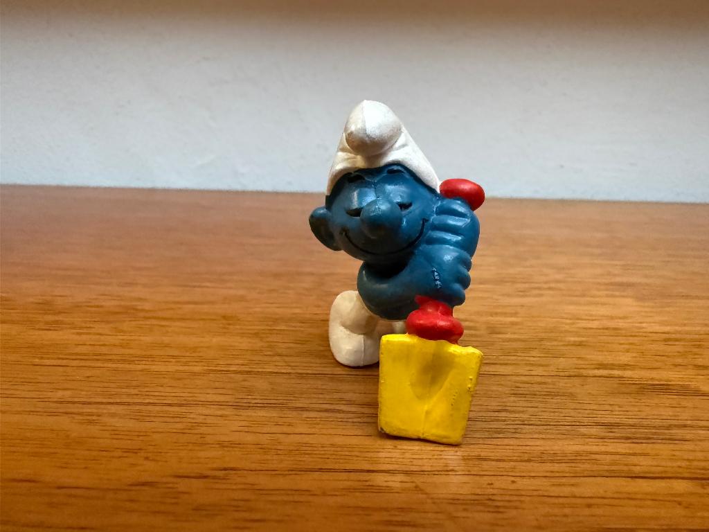 Luiwammes met schep Smurf, Ophalen of Verzenden, Gebruikt, Overige Smurfen, Poppetje, Figuurtje of Knuffel