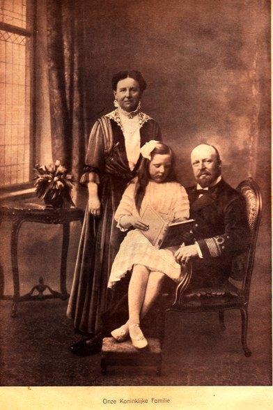 Het leven van de Kroonprinses (Juliana) in beeld - 1936, Verzamelen, Koninklijk Huis en Royalty, Gebruikt, Tijdschrift of Boek