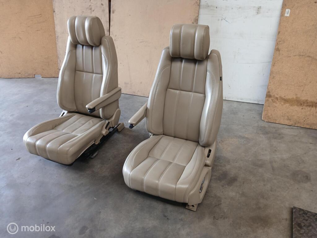 Stoelen + bank Range Rover L405 Vogue Zetels Achterbank 2013, Land Rover, Ophalen of Verzenden, Gebruikt, Land Rover