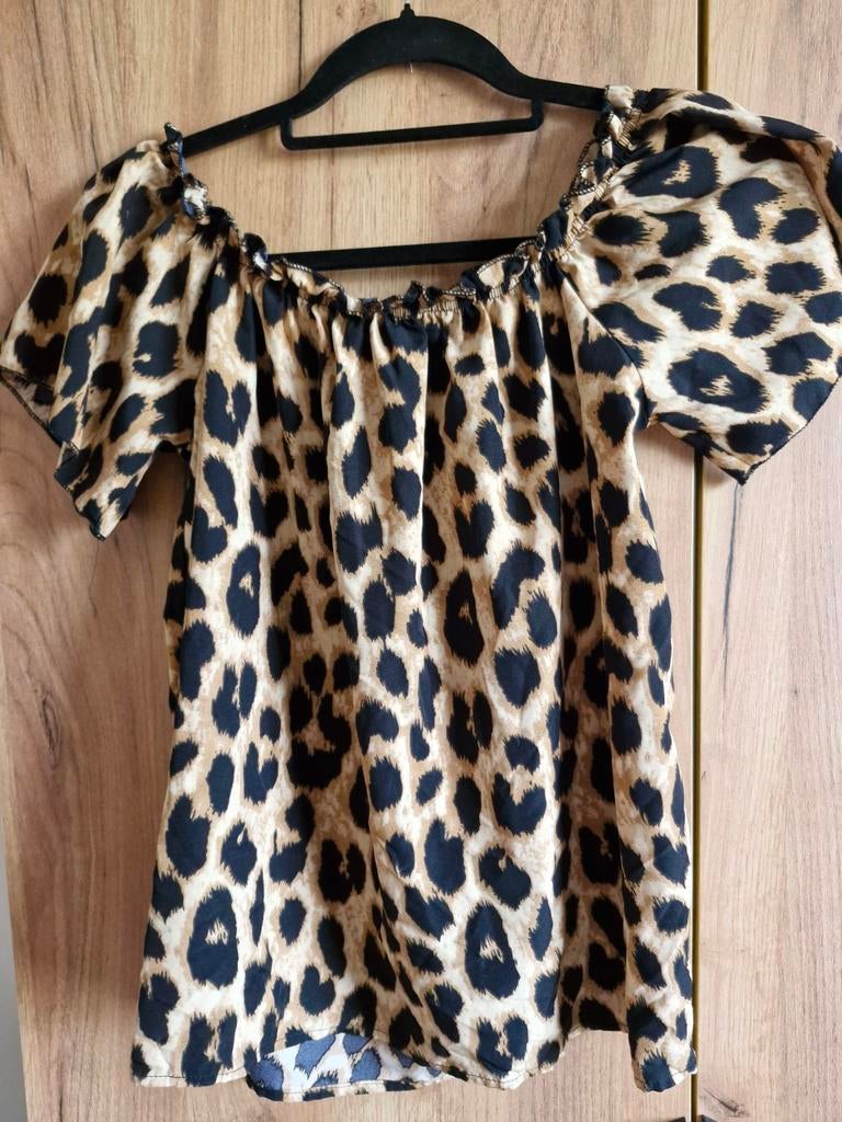 Leopardprint off-shoulder top Emery Rose maat M, Kleding | Dames, Tops, Maat 38/40 (M), Bruin, Ophalen of Verzenden, Zo goed als nieuw