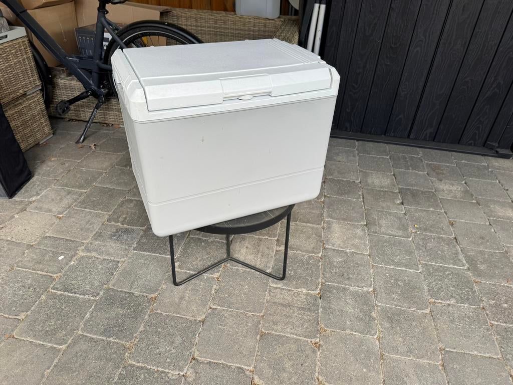 Coleman 12v DC / 220 V koelbox incl. Omvormer, Ophalen of Verzenden, Zo goed als nieuw