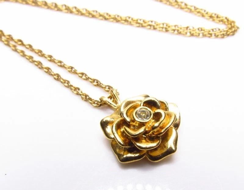 Lief kettinkje met roosje, Sieraden, Tassen en Uiterlijk, Kettingen, Verzenden, Zo goed als nieuw, Goud, Overige materialen