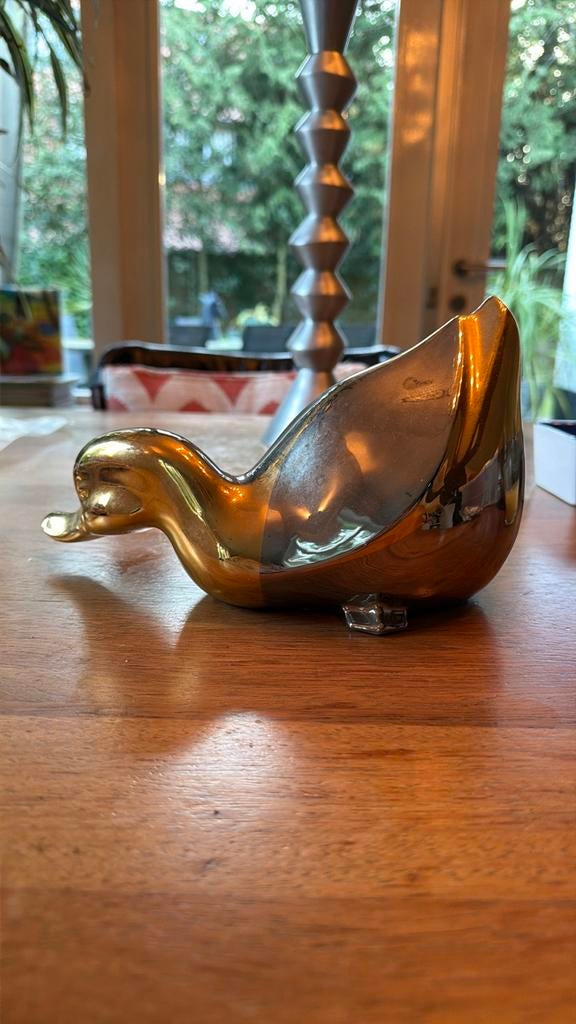 eend beeldje zilver en goud over keramiek, Antiek en Kunst, Ophalen of Verzenden