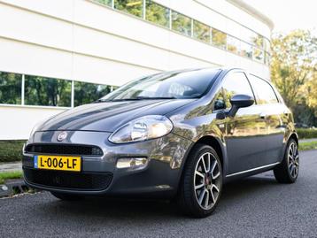 Fiat Punto Evo 1.2 Street Young , Airco ,5 drs ,Trekhaak beschikbaar voor biedingen