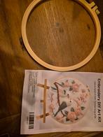 Borduurpakket DIY Vogelmotief - Nieuw!, Ophalen of Verzenden, Nieuw, Handborduren, Borduurpakket