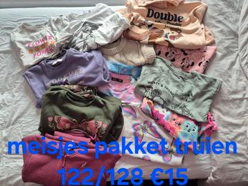 Meisjes kleding maat 122/128 beschikbaar voor biedingen