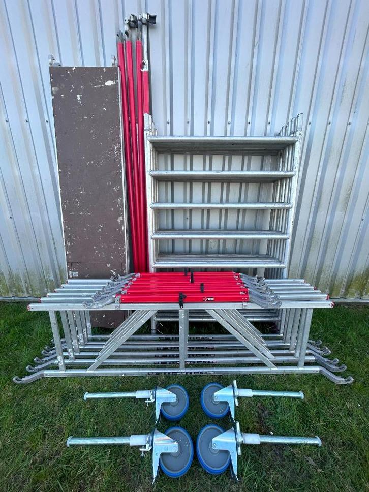 Altrex rolsteiger breed 9,2 9.2 WH rol steiger aluminium, Doe-het-zelf en Verbouw, Steigers, Gebruikt, Rolsteiger of Kamersteiger