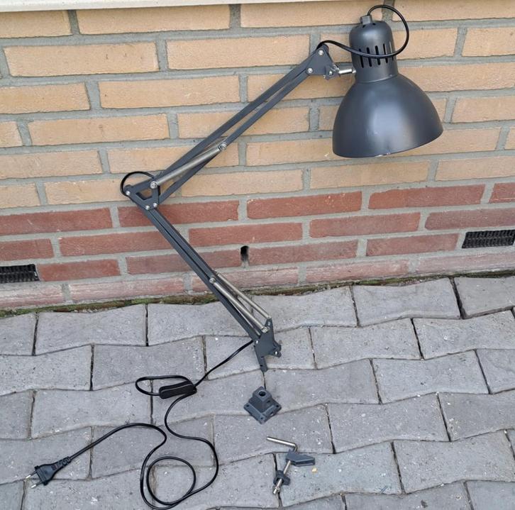 Te koop donker grijze ijzeren burolamp met veer voor het ste, Huis en Inrichting, Lampen | Tafellampen, Nieuw, Minder dan 50 cm