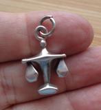 zilveren hanger weegschaal [444], Verzenden, Zo goed als nieuw, Zilver, Zilver