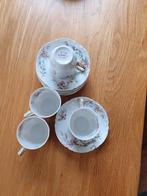 4 kopjes en 5 schotels, Ophalen