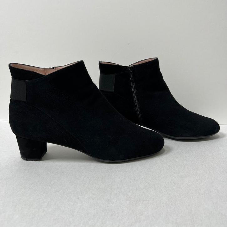 Manfield suède zwarte enkellaarsjes - Maat 42, Kleding | Dames, Schoenen, Zo goed als nieuw, Lage of Enkellaarzen, Blauw, Ophalen of Verzenden
